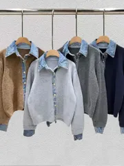 新作)デニムレイヤードカーディガン (デニムバイカラーレイヤード、一体型、ルーズフィット、ナチュラルルック)