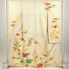 ゆりのはな 本振袖 総絞り 友禅加工 花柄 正絹 振袖単品 E504 - メルカリ