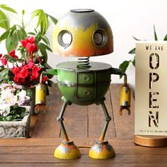 ロボット 置物 ガーデン オーナメント ソーラーライト シャビー アンティーク オブジェ インテリア 雑貨 玄関 店舗 庭 ガーデニング ディスプレイ アイアン 光る かわいい 揺れる ダンス ソーラーライト付き ロボットの置物 B