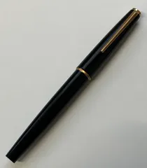 T984 モンブラン　万年筆　ブラック　黒　585