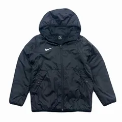 ナイキ ナイロンジャケット キッズ 140-150cm ブラック 子供用 パーカー 防寒 アウター 黒 シンプル