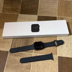 Apple Watch SE GPS+Cellularモデル 40mm MYEK2J/A ブラックスポーツバンド A2355 中古品