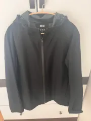 UNIQLO ブロックテックパーカ ブラック m