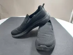 スケッチャーズ ゴー ウォーク アーチ フィット スリッポン 270 280 (タグ280)