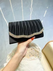 【今だけ限定特価】2way クラッチバッグ 結婚式 パーティーバッグ ラインストーン プリーツ 上品 華やか 披露宴 お呼ばれ ショルダーバッグ 日本発送