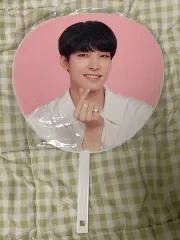 SEVENTEEN(セブンティーン・セブチ) ウォヌ(WONWOO) カラット CARATキャンプ イメージ うちわ