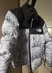 THE NORTH FACE ザノースフェイス ヌプシ ダウン グレー ブラック