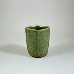 古伊万里◇青磁陽刻牡丹文筒盃◇古九谷◇初期伊万里◇江戸時代◇有田焼