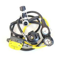 Scubapro A700 レギュレーター 圧力計付き - メルカリ