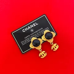 極 美品 箱付き コメ有 96A CHANEL シャネル ヴィンテージ ココマーク フラワー モチーフ イヤリング イヤーカフ ゴールド 155-8