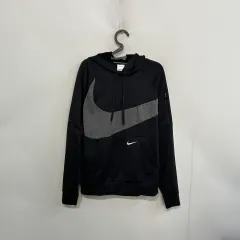 ナイキ メンズ サーマフィット プルオーバー フーディー スウッシュ S 95程度