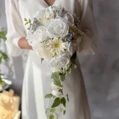 白バラ×ガーベラキャスケードブーケ☆ブートニア