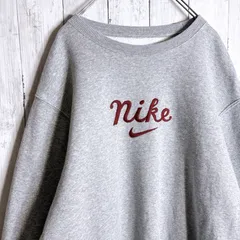 【国内正規品】ナイキ NIKE グレー 筆記体ロゴ 赤刺繍 スウェット トレーナー #74441