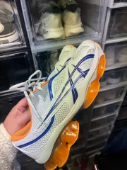 280 アシックス x Kiko Kostadinov(キココスタディノフ) GEL-QUANTUM 360 6 ホワイト ブルー