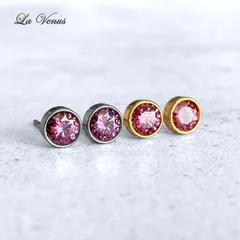 ✴︎月影に残る薔薇の光✴︎ つけっぱなしOK パープルピンク モアサナイト 一粒 ベゼルピアス 4mm 宝石質AAA 316 サージカルステンレス 両耳用 金属アレルギー対策