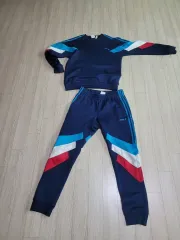 アディダス ネイビートレーニングウェア セット