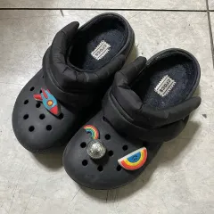 クロックス スリッパ m4/w6 230