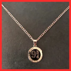 マットゴールドカラーの9_3/4コイン風のネックレス⭕️商品説明必読