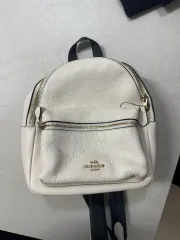 COACH 白 ミニ バックパック
