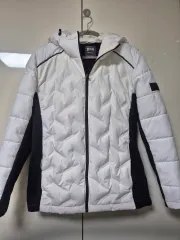 ダウンジャケット/マウンテンパーカー/ウィンドブレーカー/ニット など 66 77