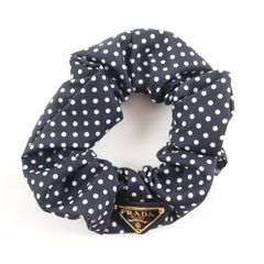 美品 PRADA プラダ シュシュ Re Nylon リナイロン 1IF015 - メルカリ