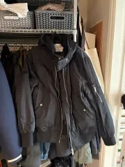 チープマンデイ ブラック ブルゾン ダウン ジャケット / S サイズ