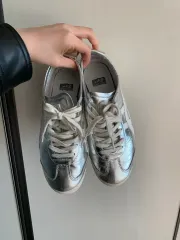 オニツカタイガー メキシコ 66 シルバー スニーカー