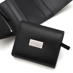 MM6 MAISON MARGIELA メゾン マルジェラ 財布 「ニューメリック」3つ折りウォレット SA6UI0030 P8873 メンズ ユニセックス ブラック レザー 折りたたみ ミニ財布