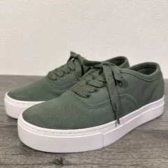 未使用 SATURDAYS NYC サタデーズサーフニューヨークシティ スニーカー BROOKSと Saturday NYCの初コラボは、傑作ランニングモデルをアレンジ