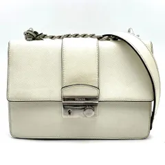 【お値下げしました！】PRADA プラダ ショルダーバッグ チェーン 鍵付 サフィアーノ レザー ホワイト レディース メンズ ファッション ヴィンテージ プレゼント USED