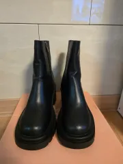 エルカント インテンストゥー テン アンクルブーツ 8cm ブラック 新品