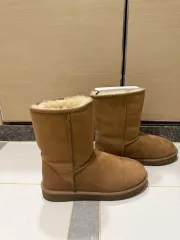 UGG アグ クラシック ブーツ ショート 240 チェスナット