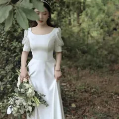 2026年新作 ホワイトのテールヘム付きフレンチウェディングドレス