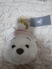 （ディズニー ストア 正規品）（新品）白 プーさん ポーチ + パスホルダー