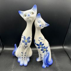 青と白の花模様 猫の陶器置物 アンティーク ヴィンテージ - メルカリ