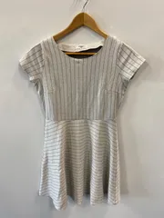 ピC145⚫︎NATURAL BEAUTY BASIC⚫︎ナチュラルビューティーベーシック⚫︎ワンピース⚫︎半袖⚫︎ポンチ⚫︎ウエスト切替⚫︎ストライプ⚫︎ボーダー⚫︎ストレッチ⚫︎sizeM⚫︎グレーx黒