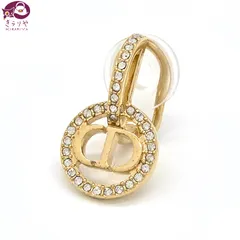 DIOR ディオール Petit CD クリップイヤリング 片耳 シルバートーンクリスタル CDシグネチャー ゴールドトーンメタル クリップオンクラスプ  E3200WOMCY_D03S 現行品