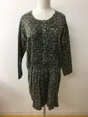 ズッカ カーキにグレー花柄ワンピ