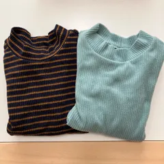 美品UNIQLOリブフリースハイネックTシャツ　2枚セット