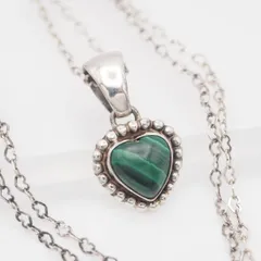 L856 ナバホ マラカイト 孔雀石 YAZZIE STERLING 925刻印 ペンダント ネックレス デザイン シルバー インディアンジュエリー ヴィンテージ