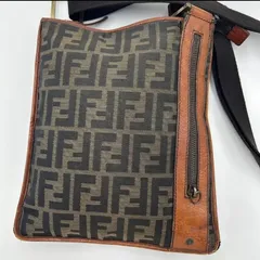 FENDI フェンディ ズッカ ショルダーバッグ 斜め掛け レザー FF キャンバス ズッカ柄