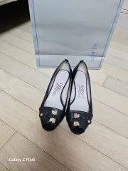 FERRAGAMO フェラガモ ブラック オープントゥ レディース パンプス 235