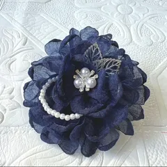 059 ハンドメイド コサージュ パール ビーズ　卒業式　卒園式　入学式　入園式 レース　ネイビー　紺色　結婚式　パーティー　イベント　セレモニー　レース　パールコサージュ　髪飾り　2way