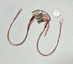 雛人形 小さい檜扇　約３.５cm