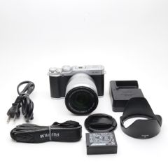 FUJIFILM ミラーレス一眼 X-E2 ボディ シルバー F FX-X-X-E2シルバー