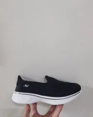 240 SKECHERS スケッチャーズ GOwalk4 ファー スーツ スリッポン ブラックピンク ホワイト 廃盤 実物