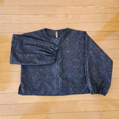 大島紬の　ブラウス(丈短め)　着物リメイク