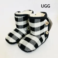【新品】UGG  アグ　ブーツ　12-18ヶ月   12.5cm  オフホワイト×ブラック×グレー   裏地ボア　冬　お出掛け　送料込み  3407789