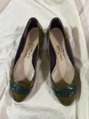 フェラガモ フラットシューズ