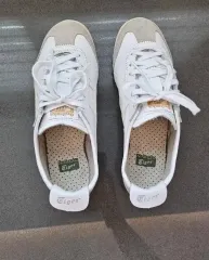 235 onitsuka tiger オニツカタイガー メキシコ66 スニーカー